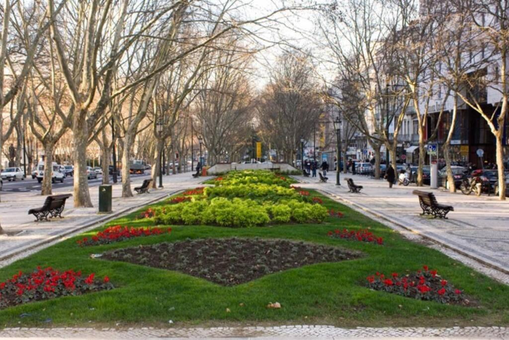Av. Da Liberdade Comfortable With Balcony Appartement Lissabon