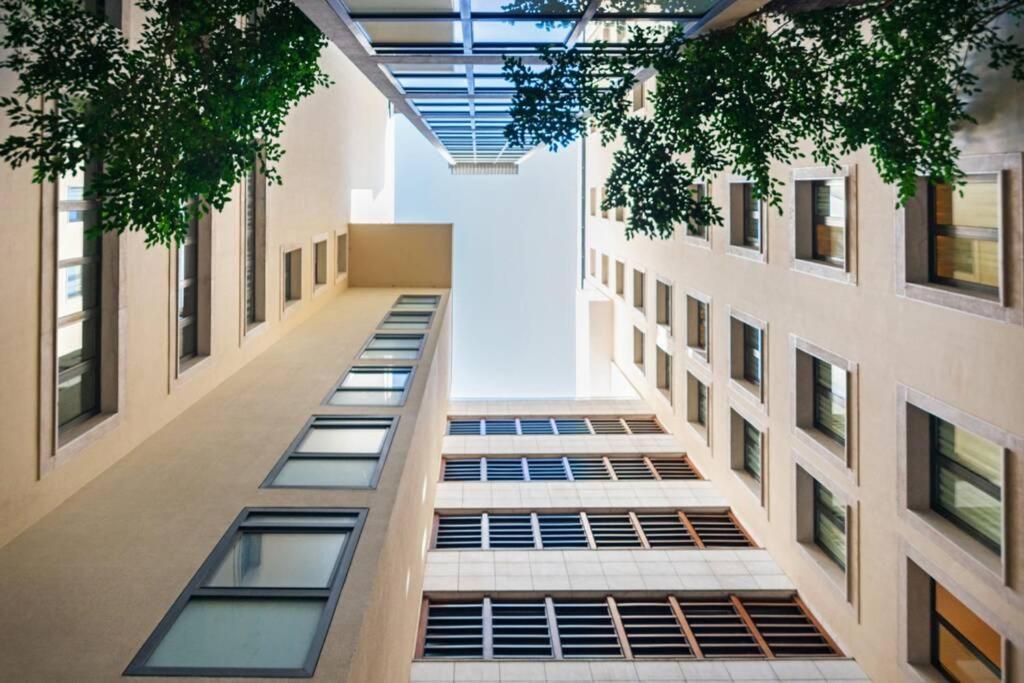 Av. Da Liberdade Comfortable With Balcony Lejlighed